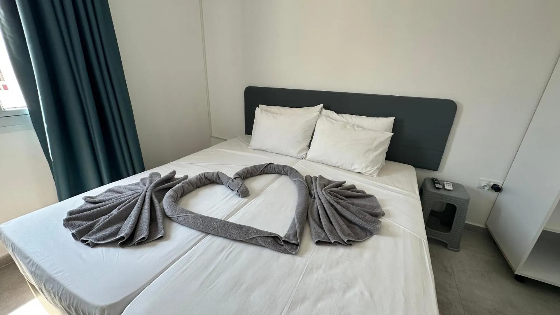 Aparthotel Sun Plaza Suites - Adults Only Ayia Napa