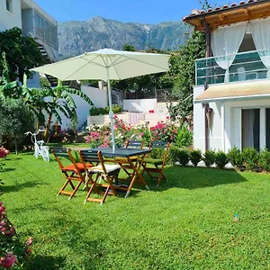 https://dreamades-house-village.albaniahotels.org