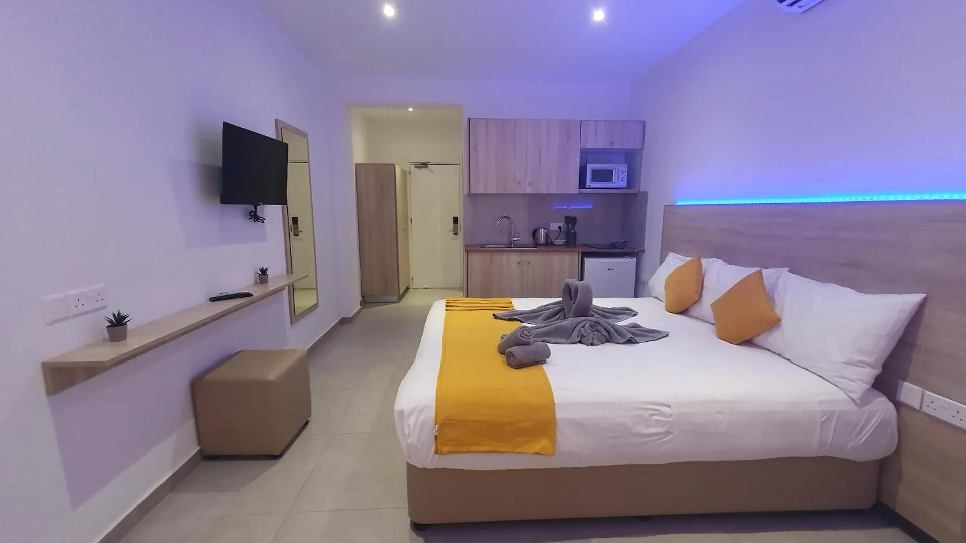 Apart Otel Sun Plaza Suites - Adults Only Aya Napa