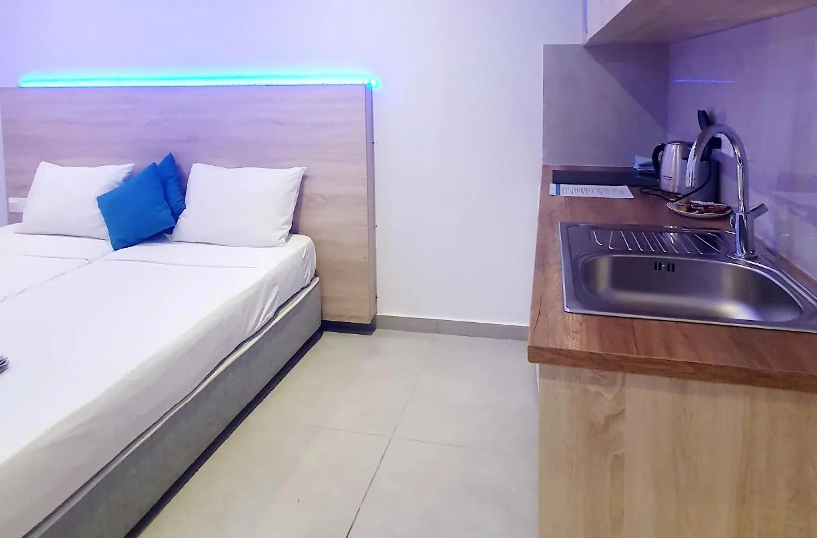 Sun Plaza Suites - Adults Only Aya Napa Apart Otel